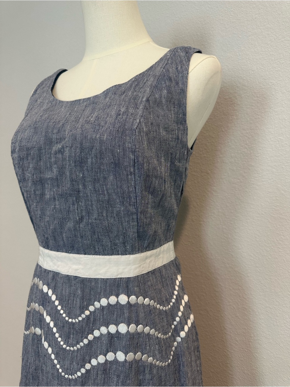 Boden Linen Blue A-Line Denim Dress with White Wave Dot Trim Cotton Lined US 6L - Picture 3 of 10